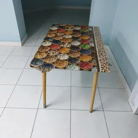 Стол для кухни