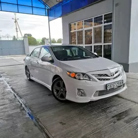 Toyota Corolla 2013