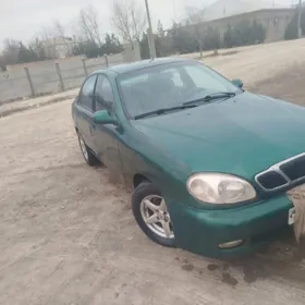 Daewoo Lanos 1998