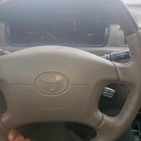 Toyota Camry 2000