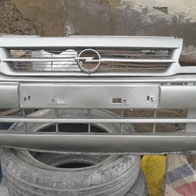 Опель Астра Бампер