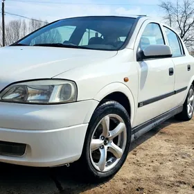 Opel Astra 2000