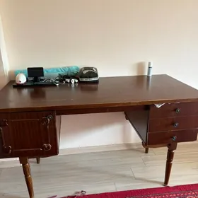 стол от румынской мебели