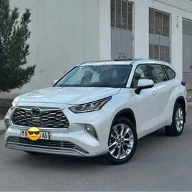 Toyota Highlander 2020