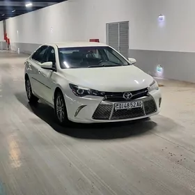 Toyota Camry 2017