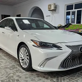 Lexus ES 350 2021
