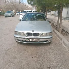 BMW E39 1998