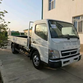 Mitsubishi Canter 2025