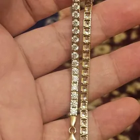 Gyzyl 10.5 gram 585 pr fionit.