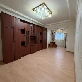 10 МКР 3 КОМ ГАУДАНКА 3 ЭТАЖ