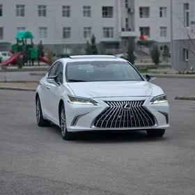 Lexus ES 350 2019