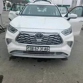 Toyota Highlander 2024