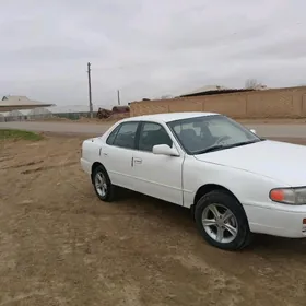 Toyota Camry 1993