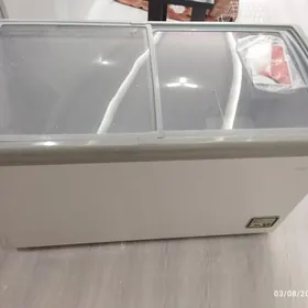 Witrina morozilnik Nikai 400L