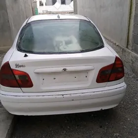 Mitsubishi Lancer 2002