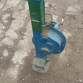 Домкрат 25 тон