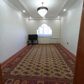 Arenda Mir 1 4/2 etaz 3-komnat