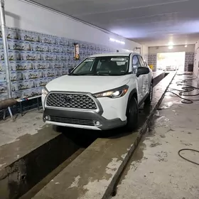 Toyota Corolla Cross 2025