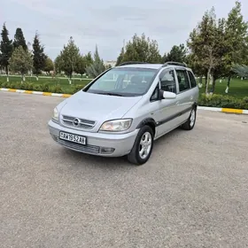 Opel Zafira 2003