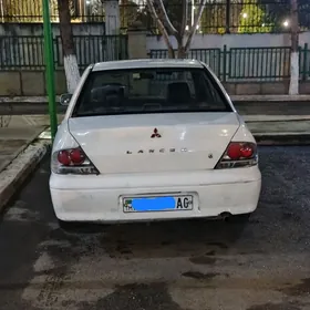 Mitsubishi Lancer 2003