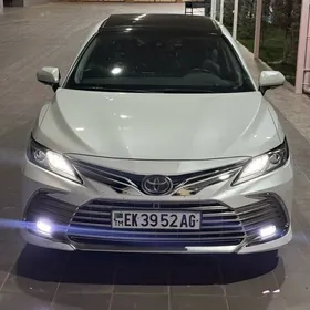 Toyota Camry 2023