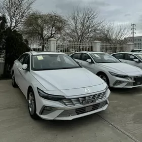 Hyundai Elantra 2026