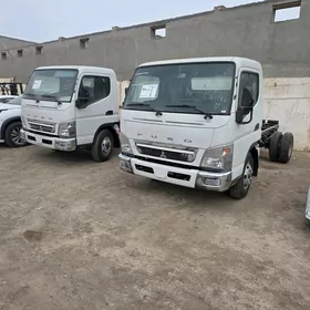 Mitsubishi Canter 2025