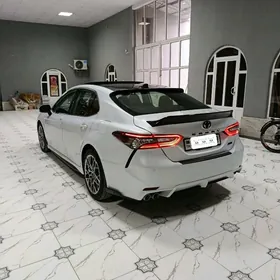Toyota Camry 2020