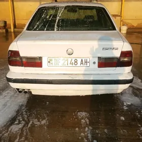 BMW 525 1993