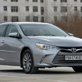 Toyota Camry 2016