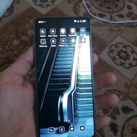 Redmi not 13 pro Redmi not 13