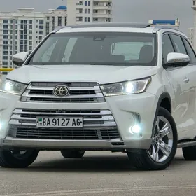 Toyota Highlander 2018