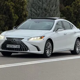 Lexus ES 350 2022