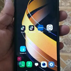 infinix smart 8 4/128