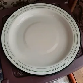 Железный поднос