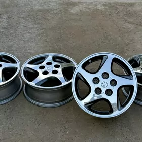 Diska 15 lik…Avalon 99