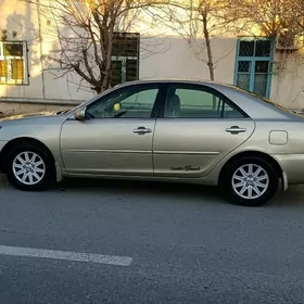 Toyota Camry 2003