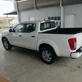 Nissan Navara 2024