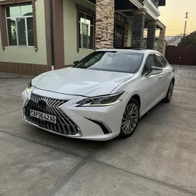 Lexus ES 350 2019