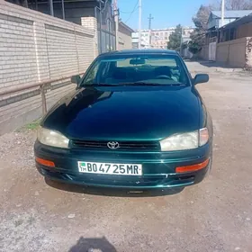 Toyota Camry 1992