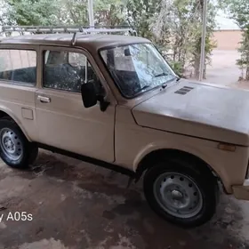 Lada Niva 1986
