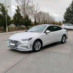 Hyundai Sonata 2021