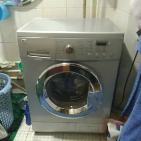 стиральная машинка LG