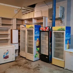 vitryny hol ve polkalar