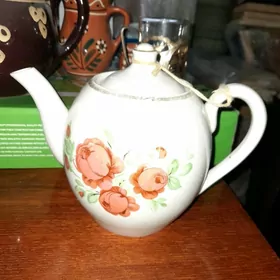 Чайники разные