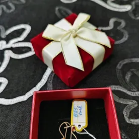 Gyzyl  caga gulakhalka