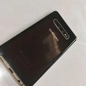 s10 plus