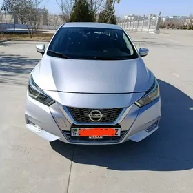 Nissan Versa 2020