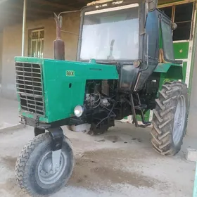 MTZ 82 2000