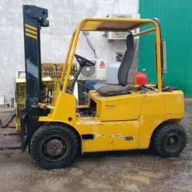 Kara Forklift 2008